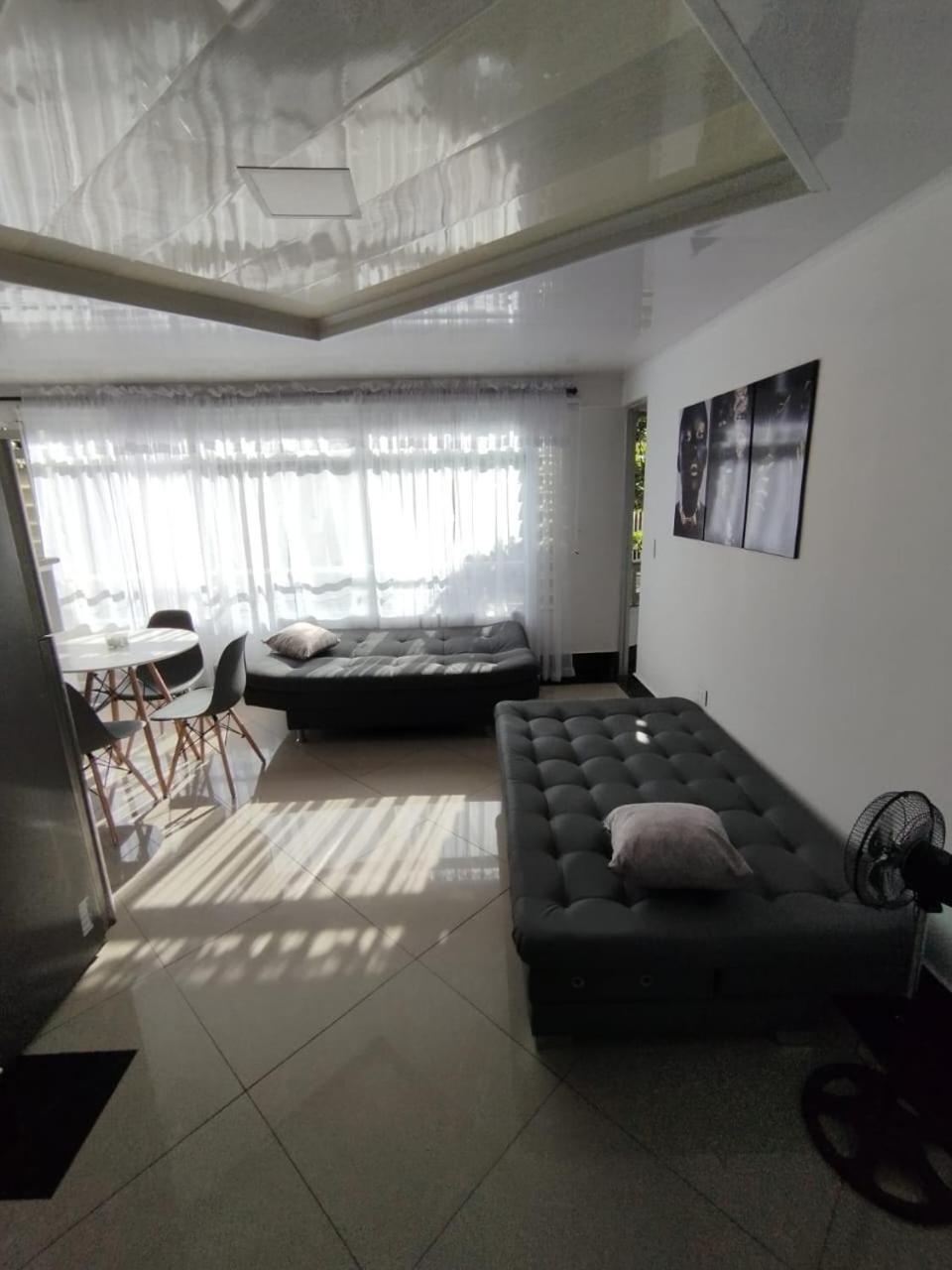 Laureles Estadio Appartement *
